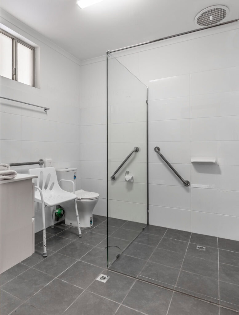 deluxe king room ensuite